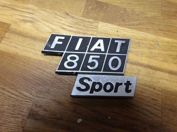 Fiat 850 sport skilt 